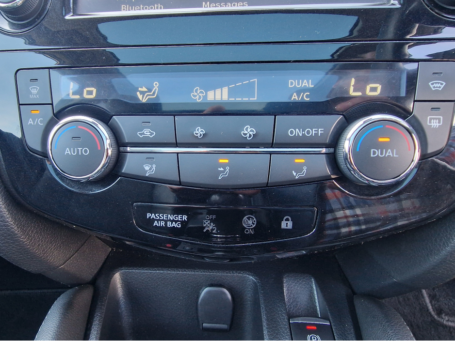 2018 Nissan Qashqai - image 25