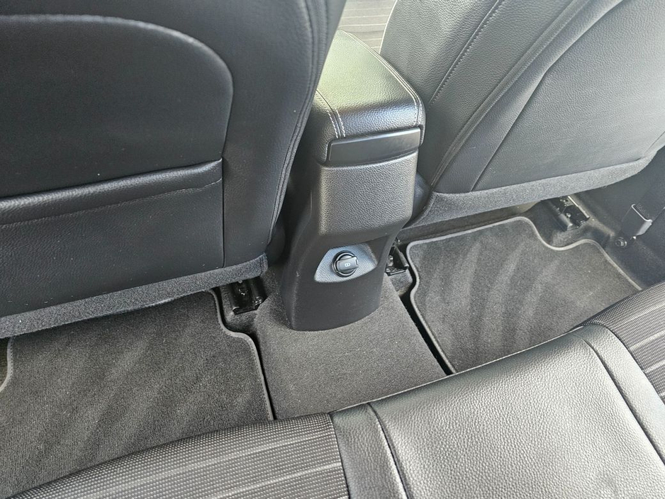 2018 Kia Stonic - image 18