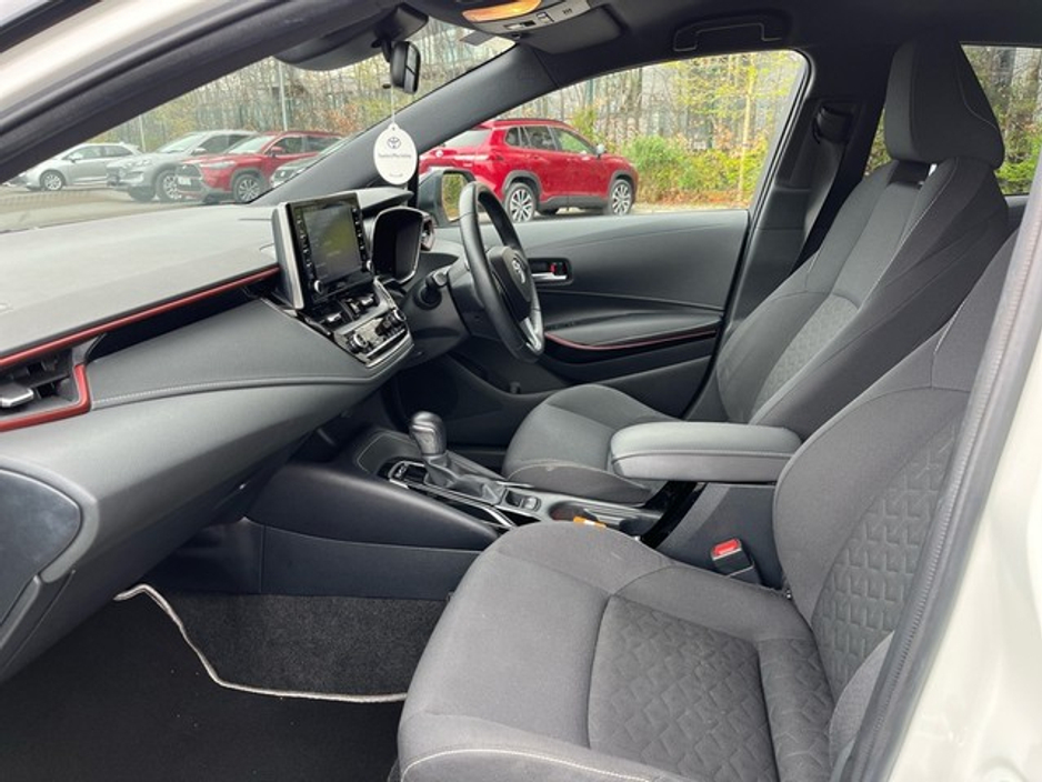 2020 Toyota Corolla - image 6