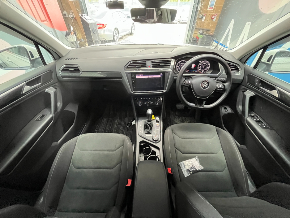 2019 Volkswagen Tiguan - image 17