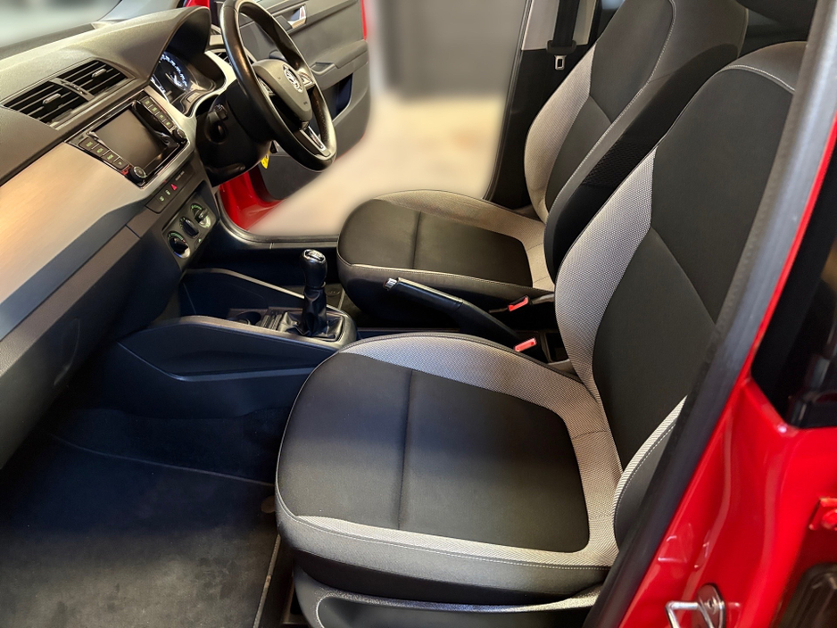 2017 Skoda Fabia AMBITION 1.0 MPI 75HP 4DR €10,500