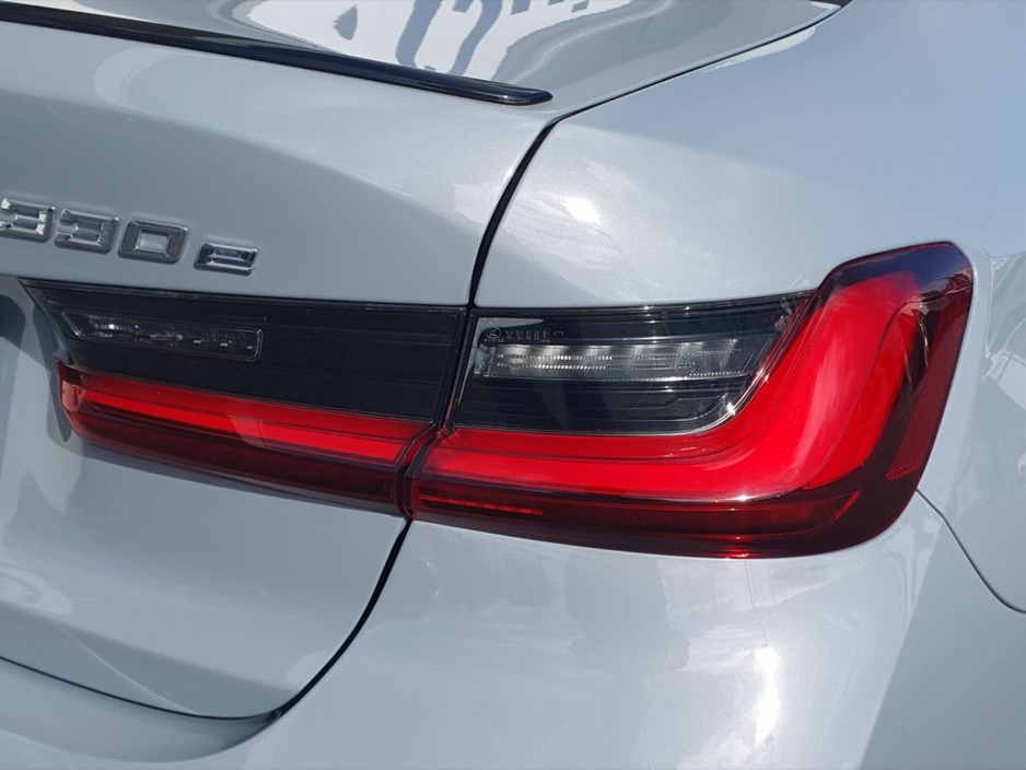 2026 BMW 3 Series - image 20