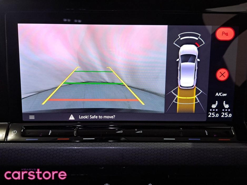 2024 Volkswagen Golf - image 21