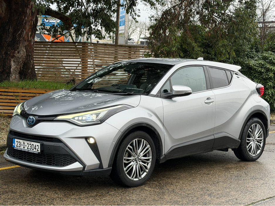 2023 Toyota C-HR HYBRID. .. #12 MONTH WARRANTY INCLUDED# .. FINANCE AVAILABLE €22,750