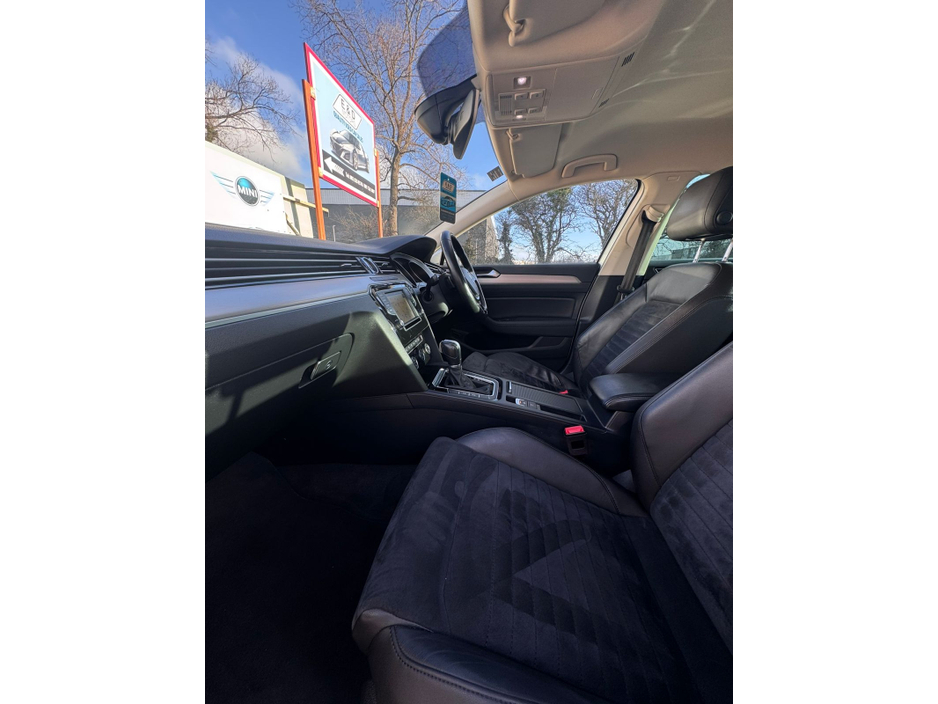 2015 Volkswagen Passat HIGHLINE 2.0 TDI 190HP 4DR €13,750