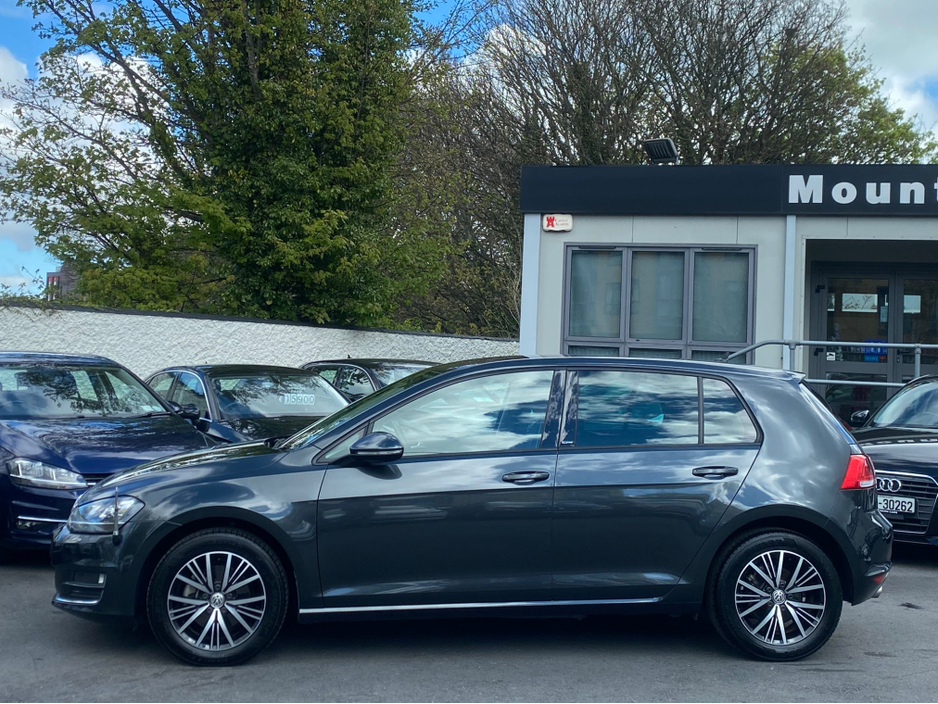 2016 Volkswagen Golf - image 5