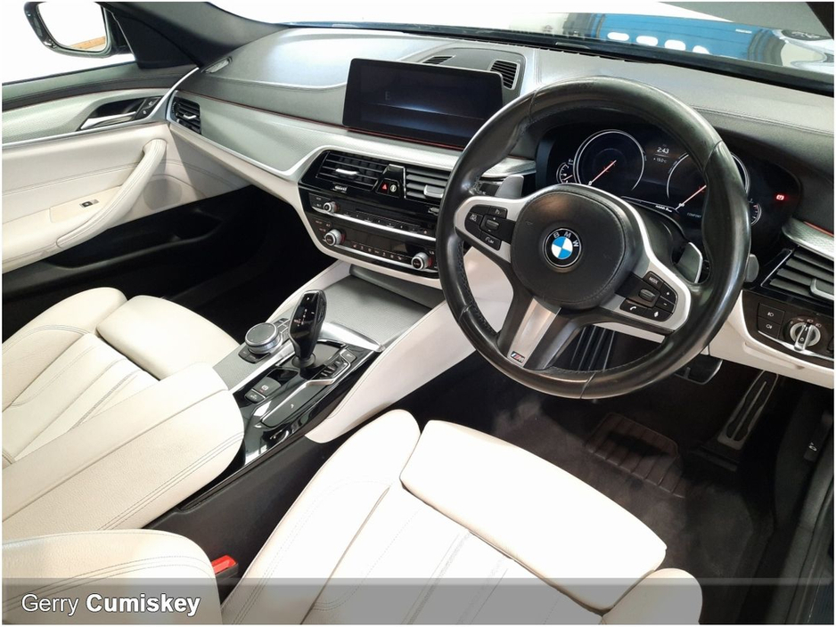 2018 BMW 5 Series 520d xDrive M Sport Auto €22,650