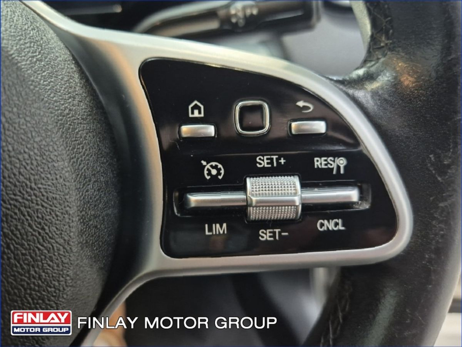 2020 Mercedes-Benz GLB - image 13