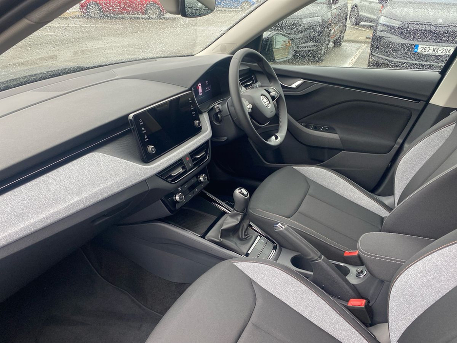 2025 Skoda Kamiq - image 2