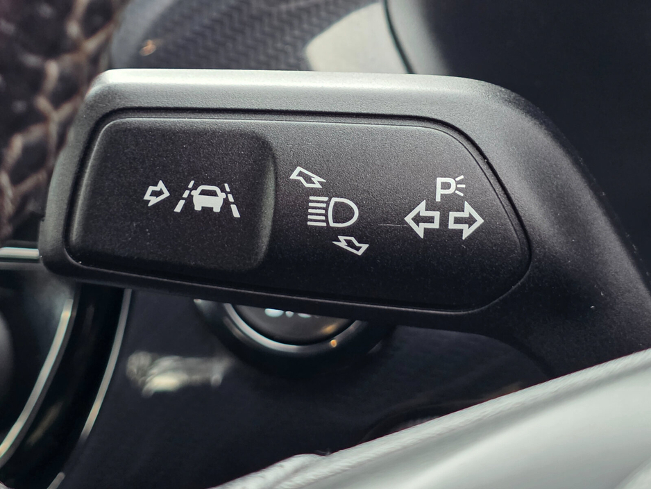 2018 Ford Fiesta - image 28