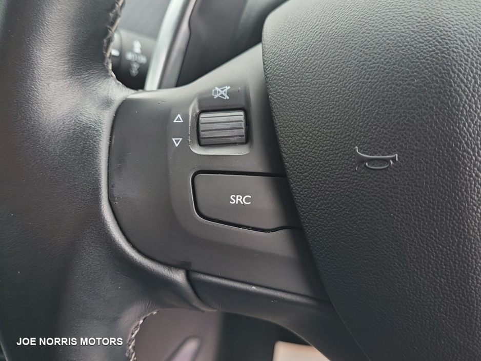 2016 Peugeot 2008 - image 20