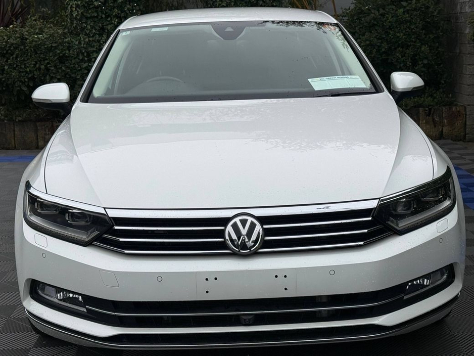 2020 Volkswagen Passat - image 16