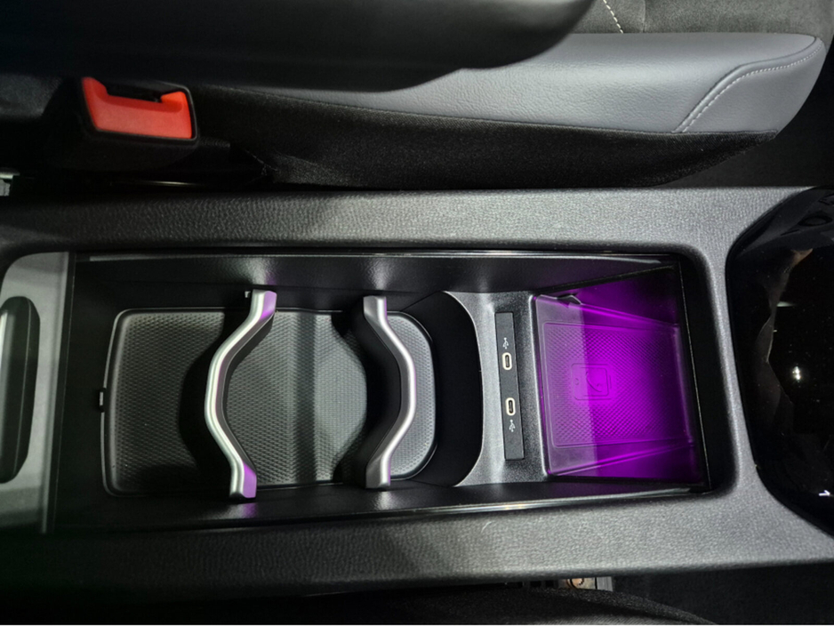 2023 Volkswagen ID.4 - image 10