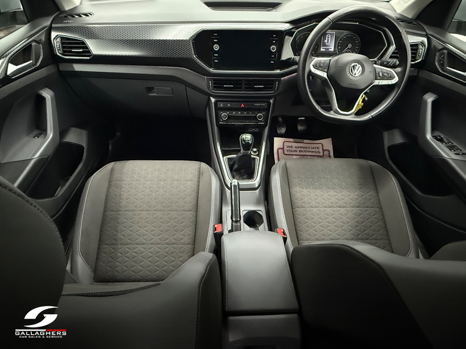 2019 Volkswagen T-Cross - image 9