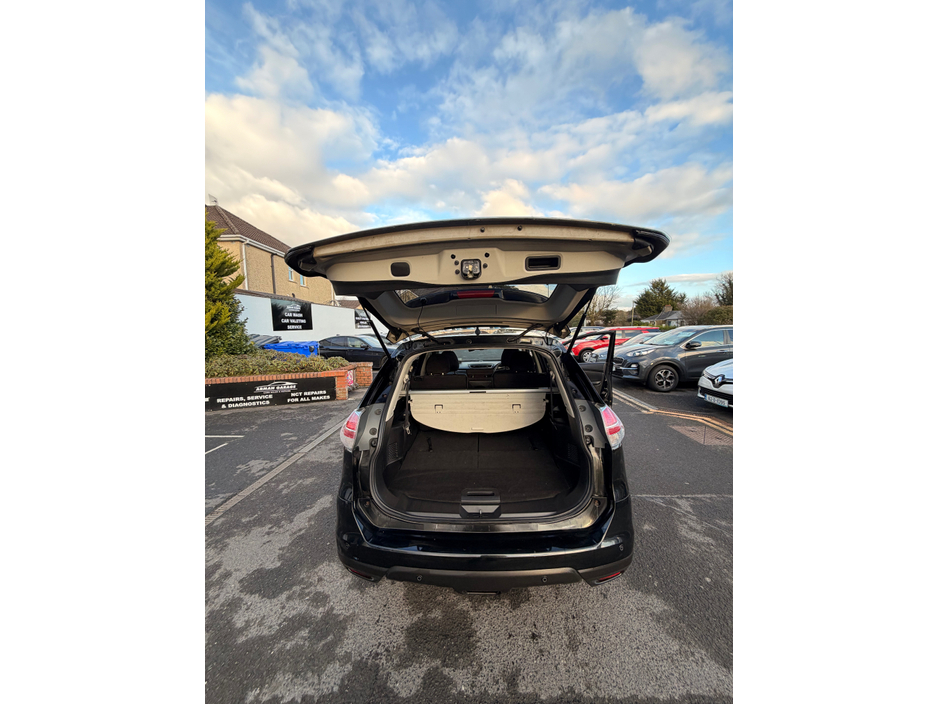 2017 Nissan X-Trail 1.6 DSL SV 7 SEAT E6 4 4DR €9,950