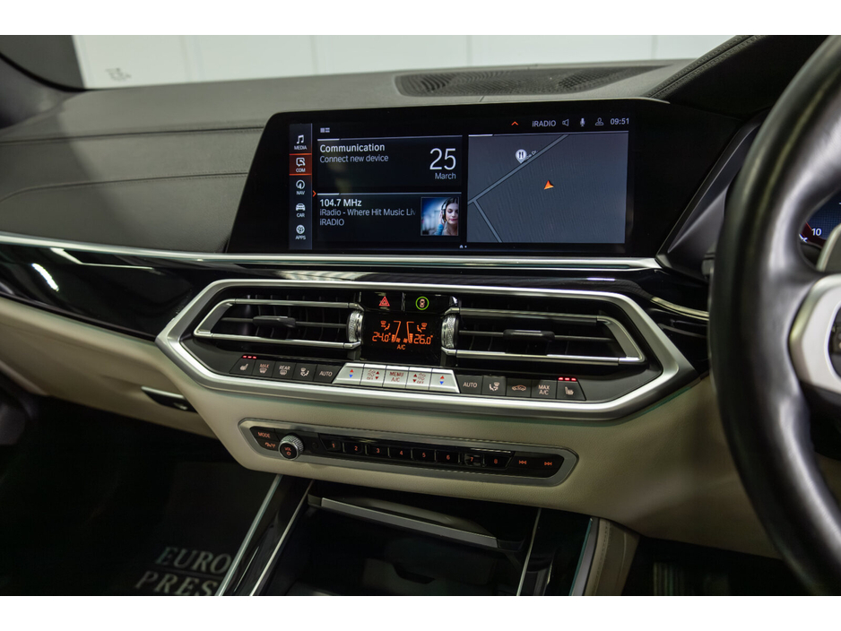 2022 BMW X5 - image 22