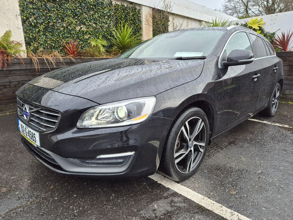 2015 Volvo V60 1.6 PETROL AUTO / LUX SPEC / LOW MILEAGE / TAX €400 (152 REG ) €12,950