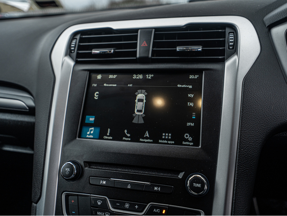 2018 Ford Mondeo - image 22