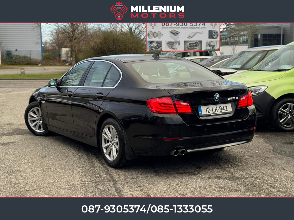 2012 BMW 5 Series - image 6