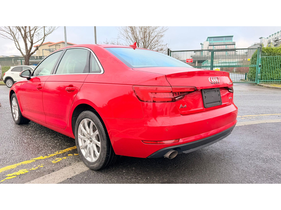 2016 Audi A4 - image 7