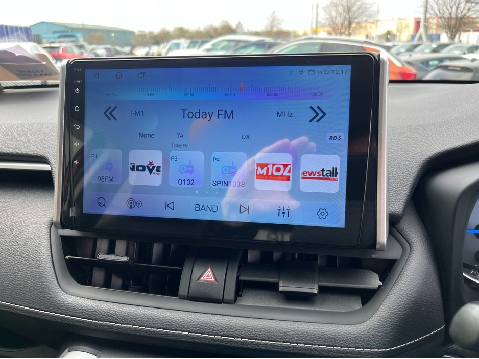 2021 Toyota Rav4 - image 18