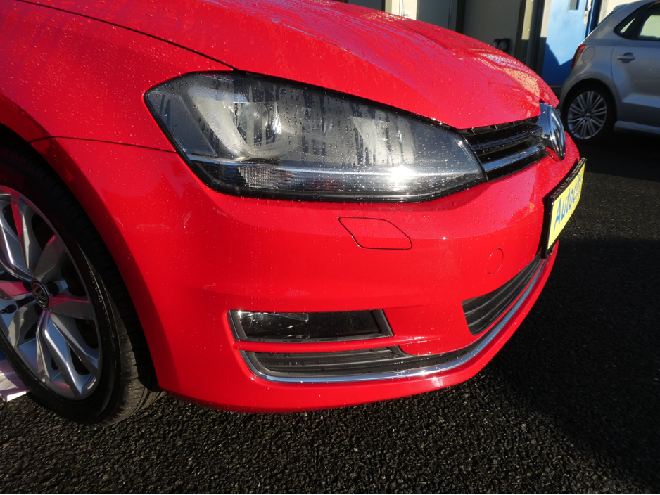 2015 Volkswagen Golf TSI Bluemotion €13,950