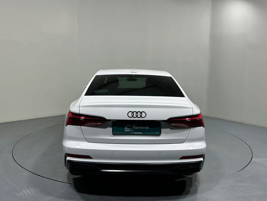 2022 Audi A6 - image 6