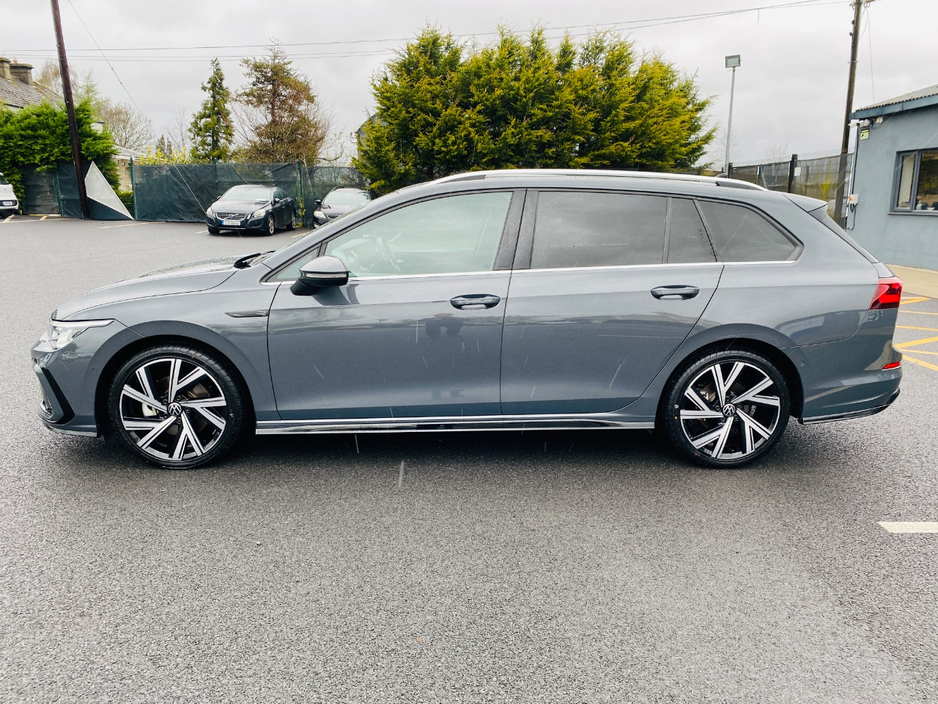 2023 Volkswagen Golf - image 10