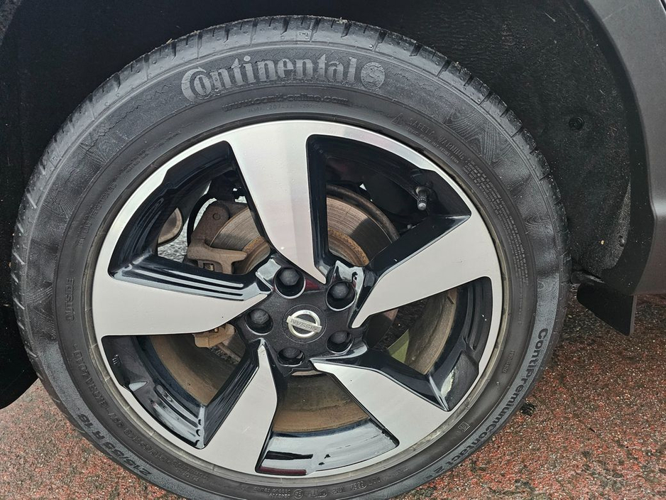 2017 Nissan Qashqai - image 37