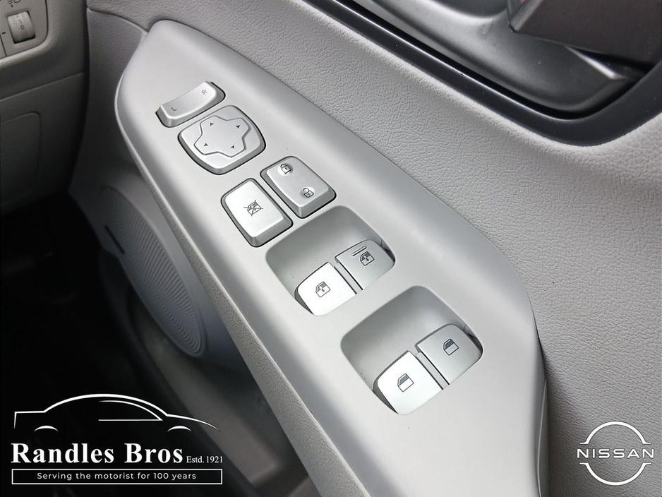 2020 Hyundai Kona - image 22