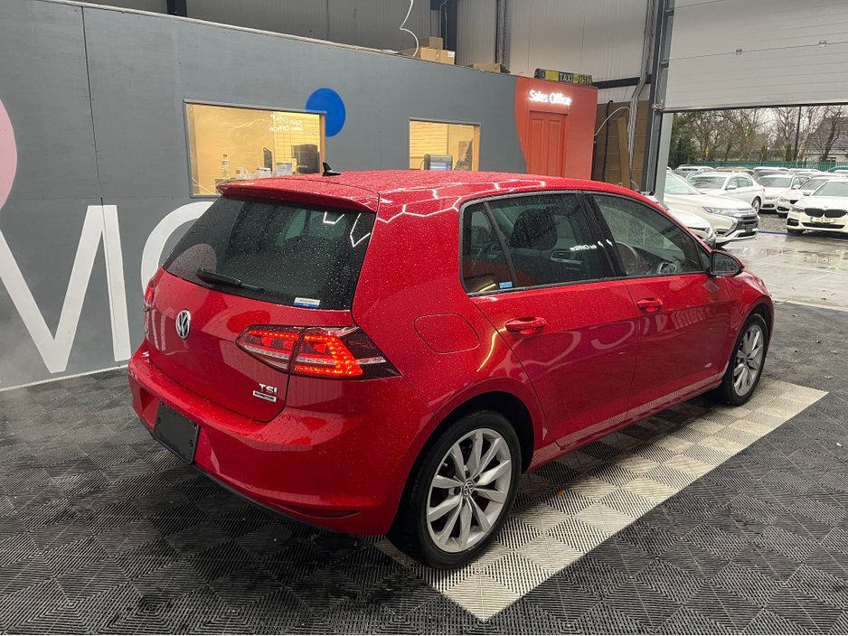 2017 Volkswagen Golf €16950 2017 VOLKSWAGEN GOLF TSI CONFORT LINE CONNECT 1.2 AUTOMATIC / CRUISE CONTROL / REVERSE CAMERA / PADDLE SHIFTERS AND MORE €16,950