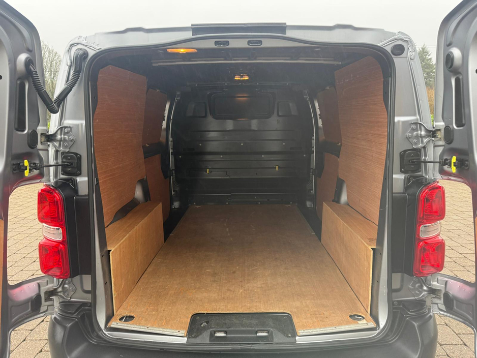 2022 Peugeot Expert Professional NO VAT!! 1.5 BlueHDi 100bhp €17,995