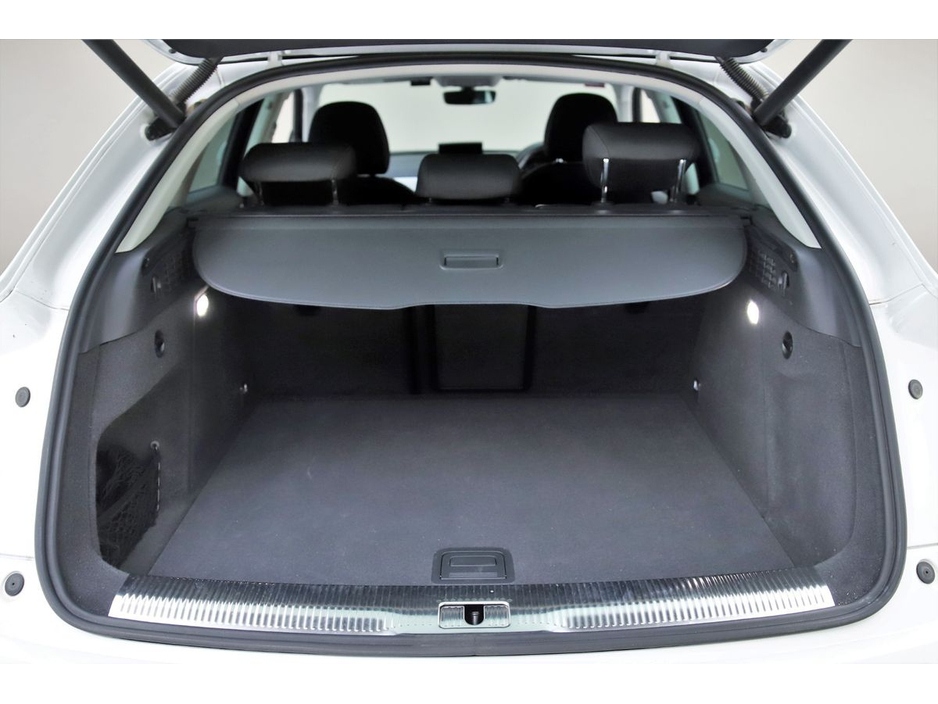 2017 Audi Q3 1.4 TFSI S-TRONIC *PARK SENSORS*REVERSE CAM* €19,490