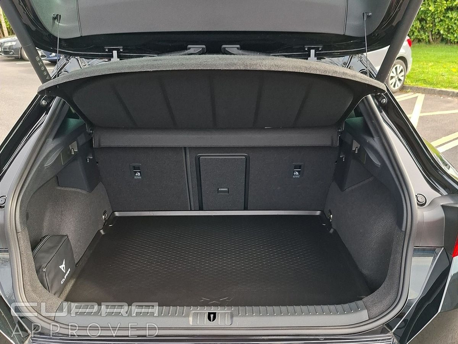 2025 Cupra Formentor - image 12