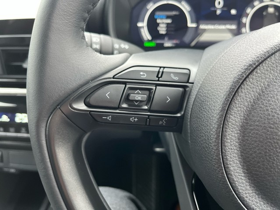 2025 Toyota Yaris Cross YARIS CROSS SOL €37,888