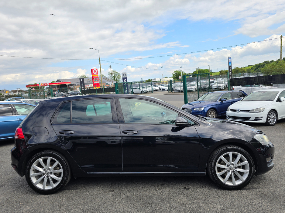 2015 Volkswagen Golf 1.4 TSI HI SPEC HIGHLINE EDITION * ALCANTARA SEATS * REV CAMERA - BLIND SPOT - REAR TRAFFIC ASSIST - SIMI DEALER -  BLUEMOTION €15,450