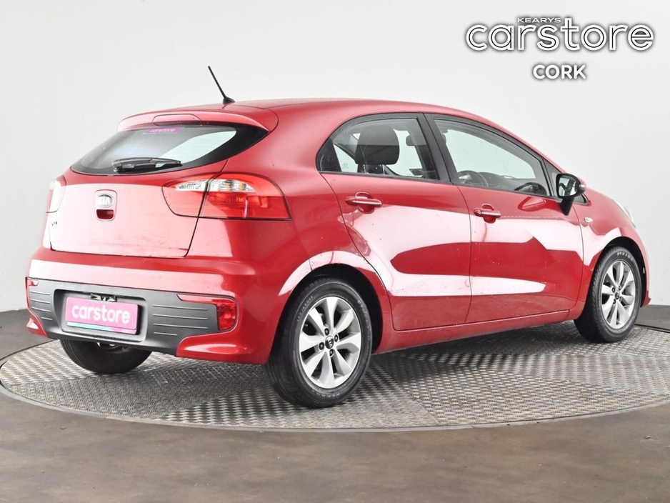 2017 Kia Rio - image 5