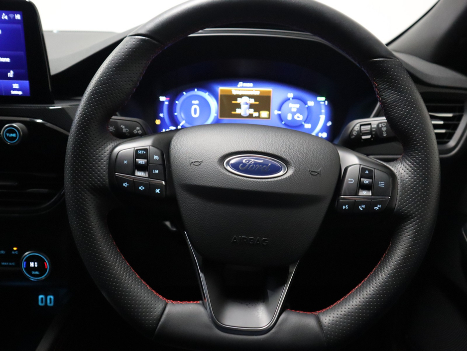 2021 Ford Kuga - image 12