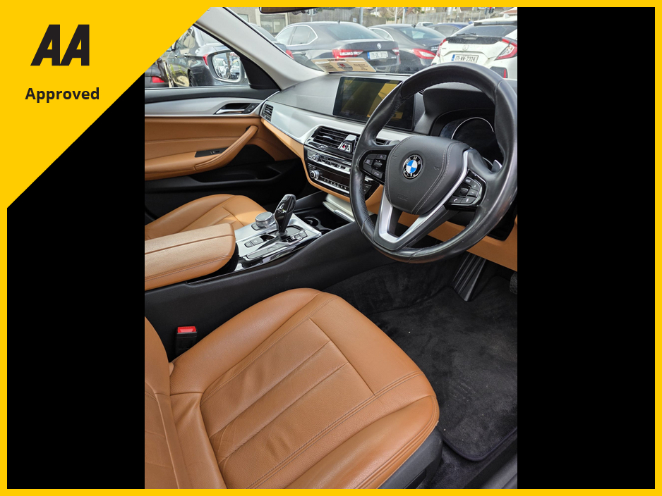 2018 BMW 5 Series - image 6