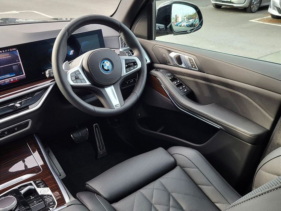 2026 BMW X5 - image 3