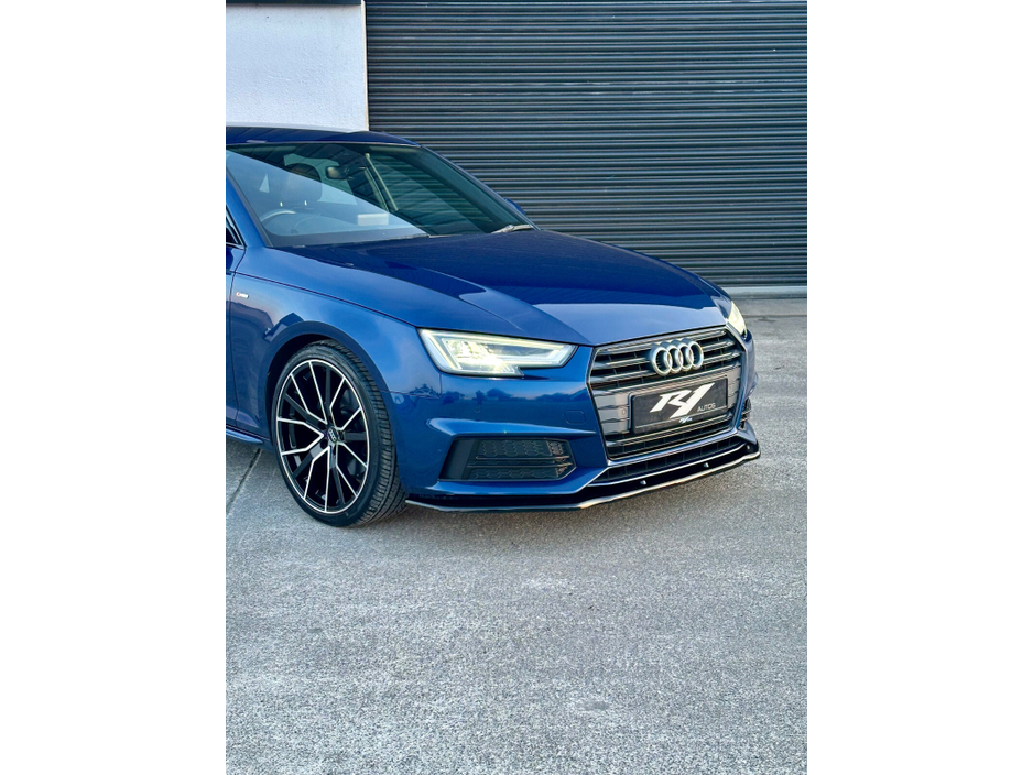 2018 Audi A4 - image 6