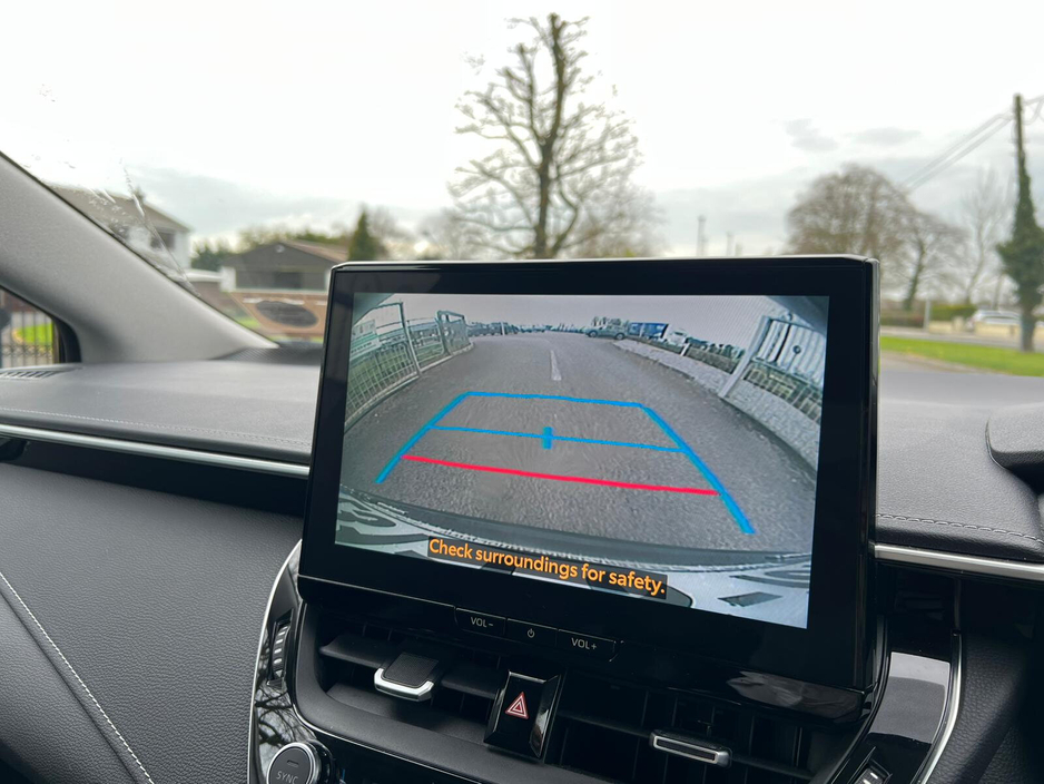 2023 Toyota Corolla - image 14