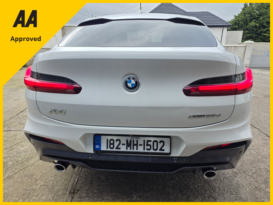 2018 BMW X4 - image 7