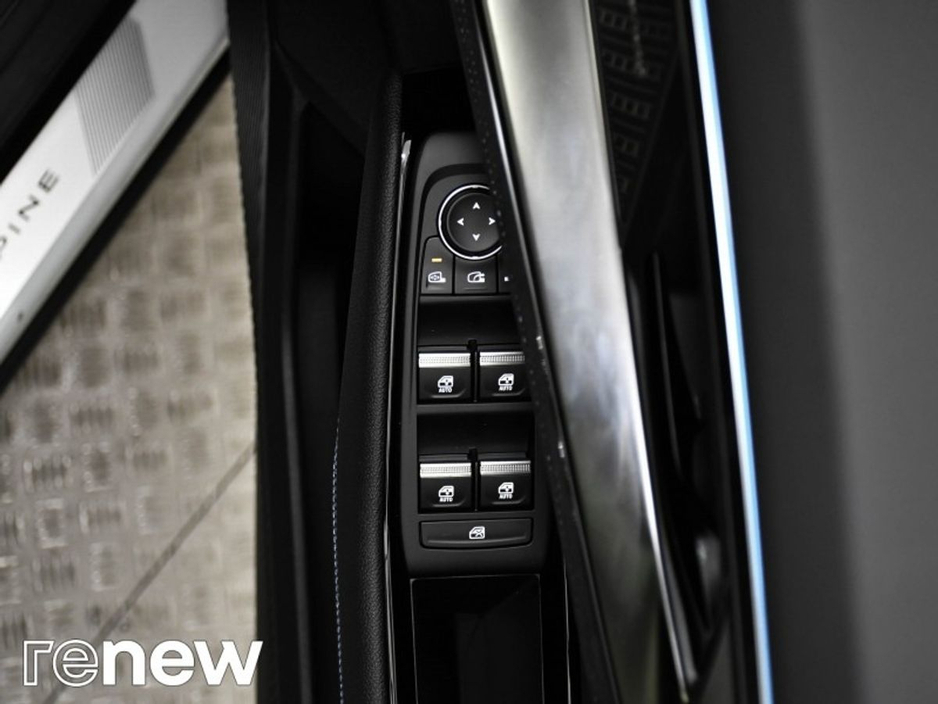 2024 Renault Austral E-TECH Hybrid 200 techno esprit Alpine €39,900