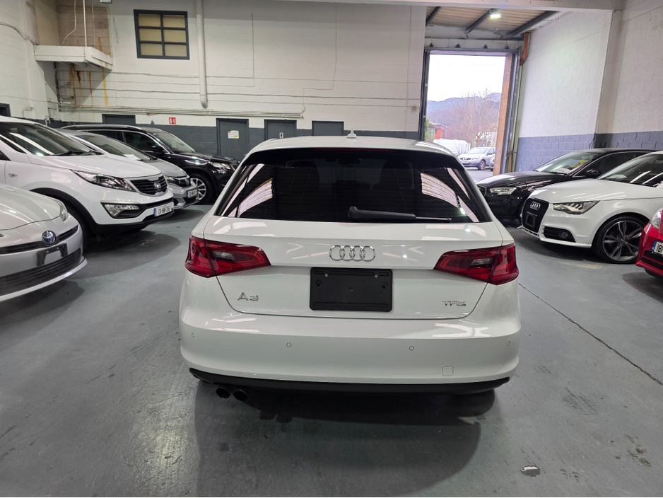 2015 Audi A3 Sportback €13,950