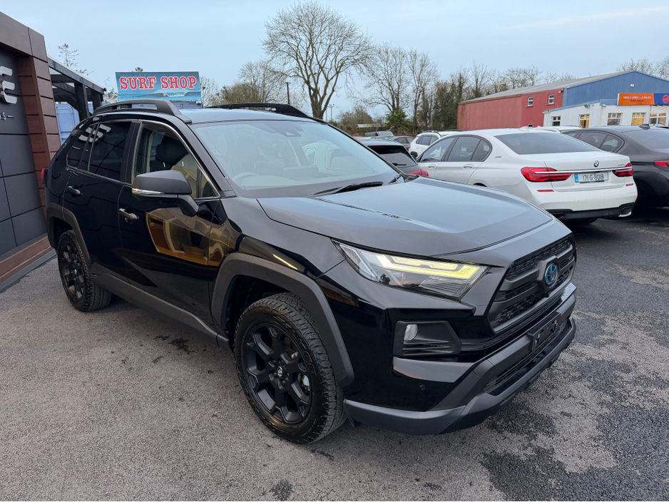 2023 Toyota Rav4 - image 8