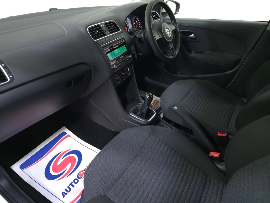 2013 Volkswagen Polo  €8,950