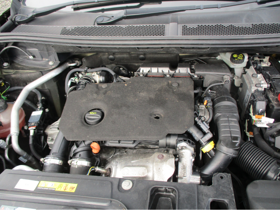 2019 Peugeot 5008 - image 14