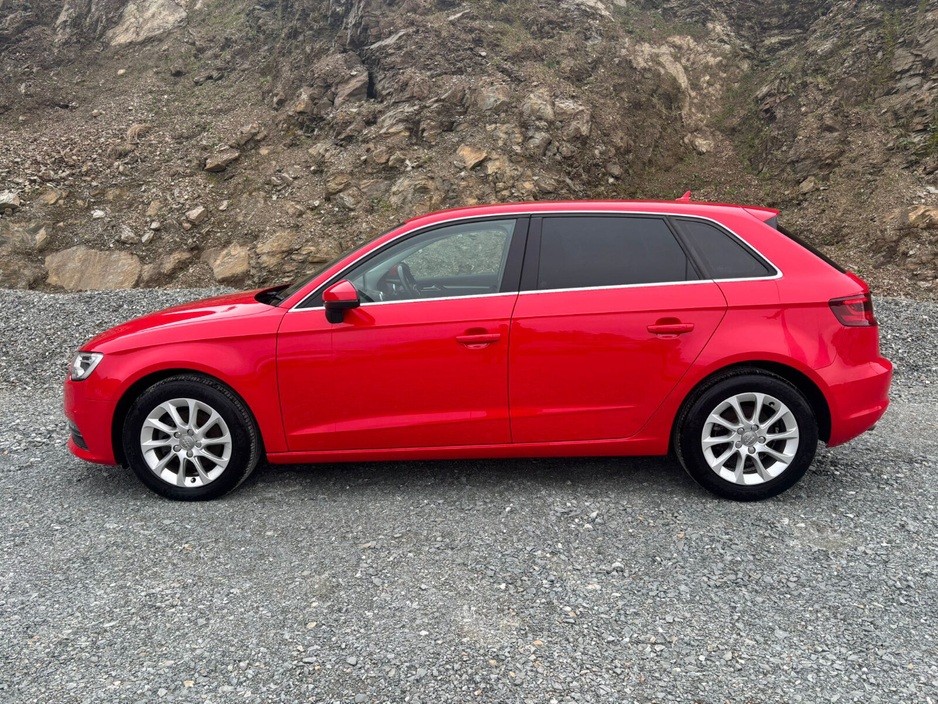 2015 Audi A3 - image 5