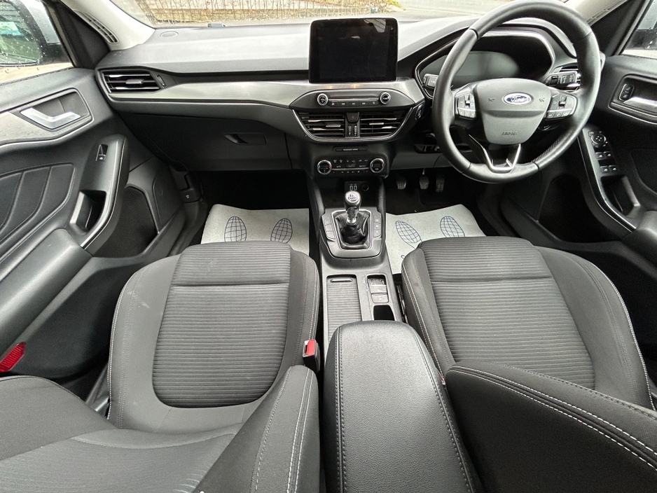 2021 Ford Focus - image 11